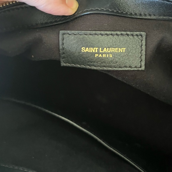 YSL Large Manhattan Tote - Picture 6 of 12